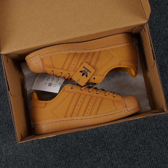 Adidas originals Superstar "Wheat"